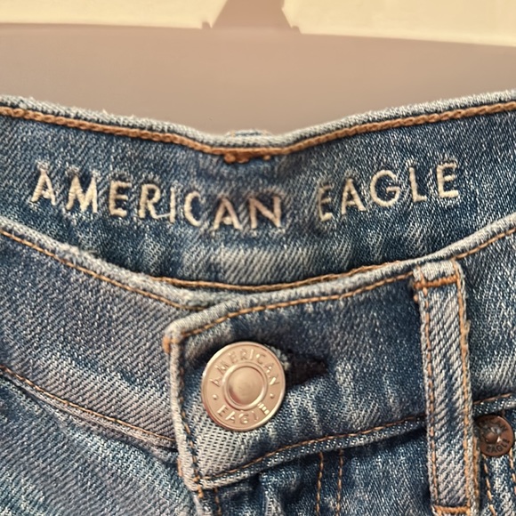 AE 90s boyfriend shorts size 6 - Picture 3 of 5